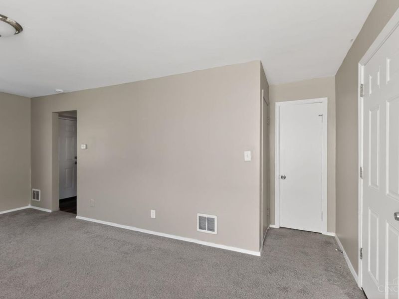 700 Wilbud Drive, Cincinnati, OH 45205 Photo 10