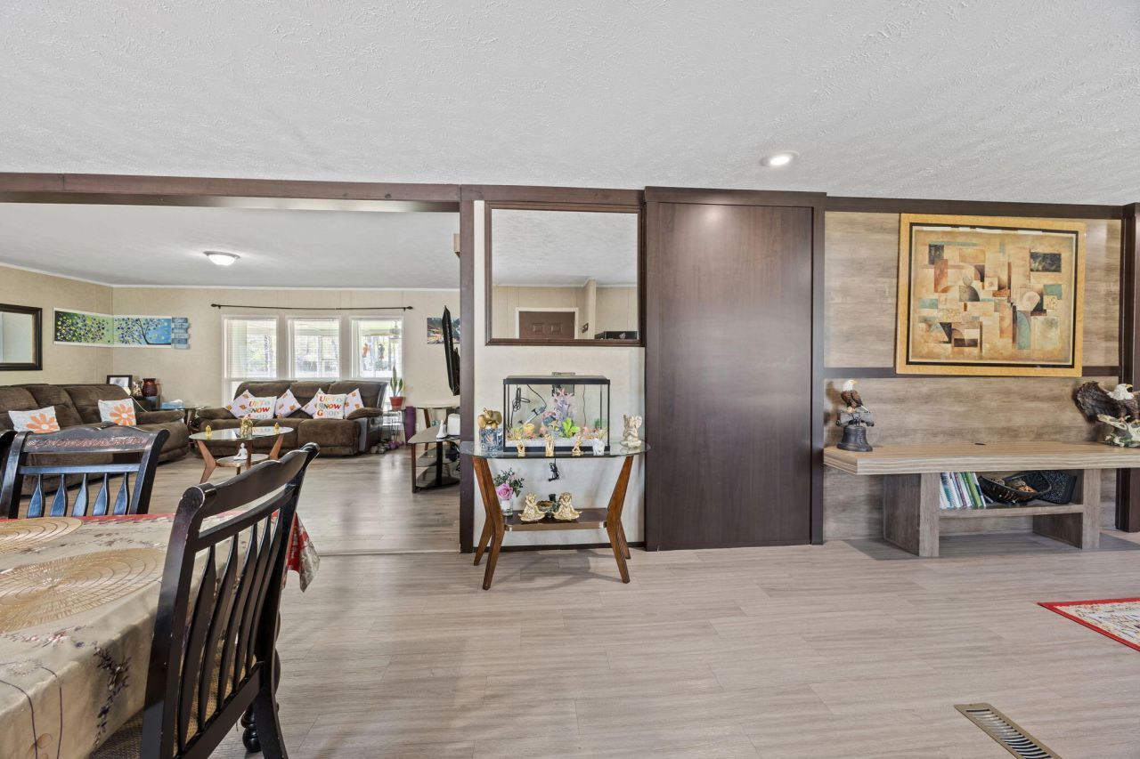 158 Knight Avenue Photo 6