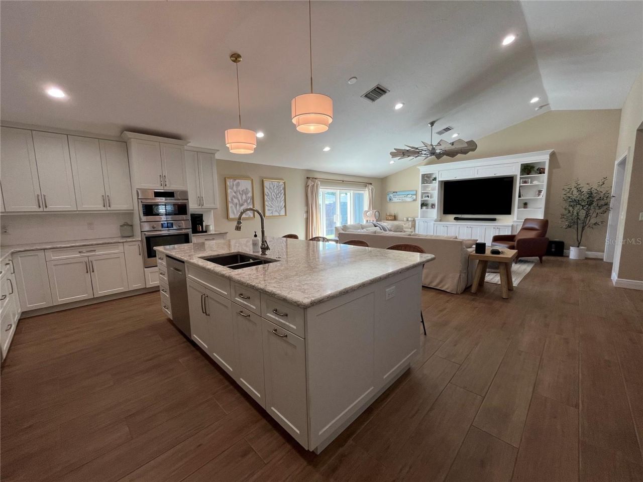 15 Gulf Manor Drive, Venice, FL 34285 Photo