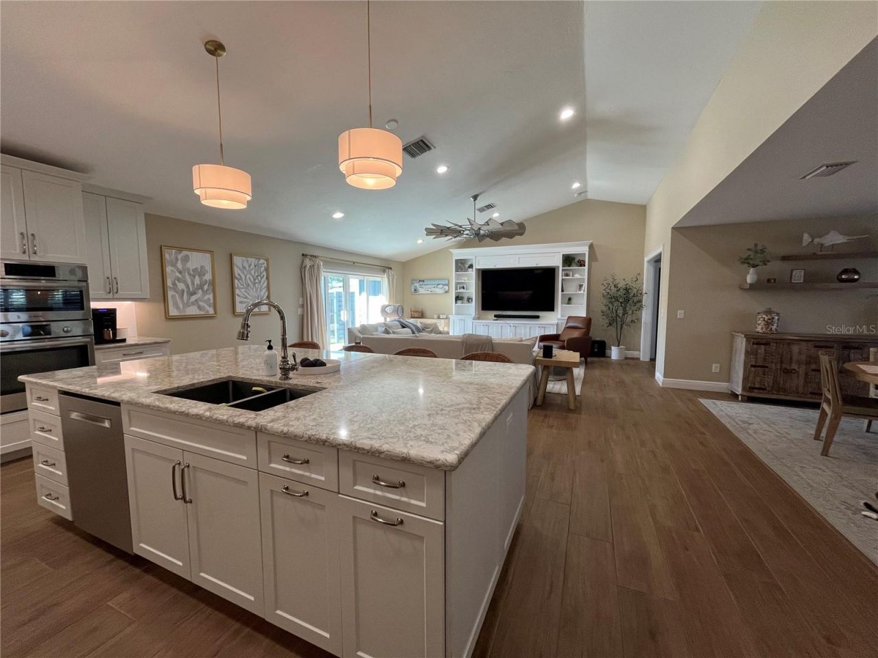 15 Gulf Manor Drive, Venice, FL 34285 Photo