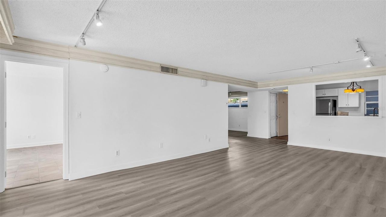 7405 Bay Island Drive S, Unit 121, South Pasadena, FL 33707 Photo