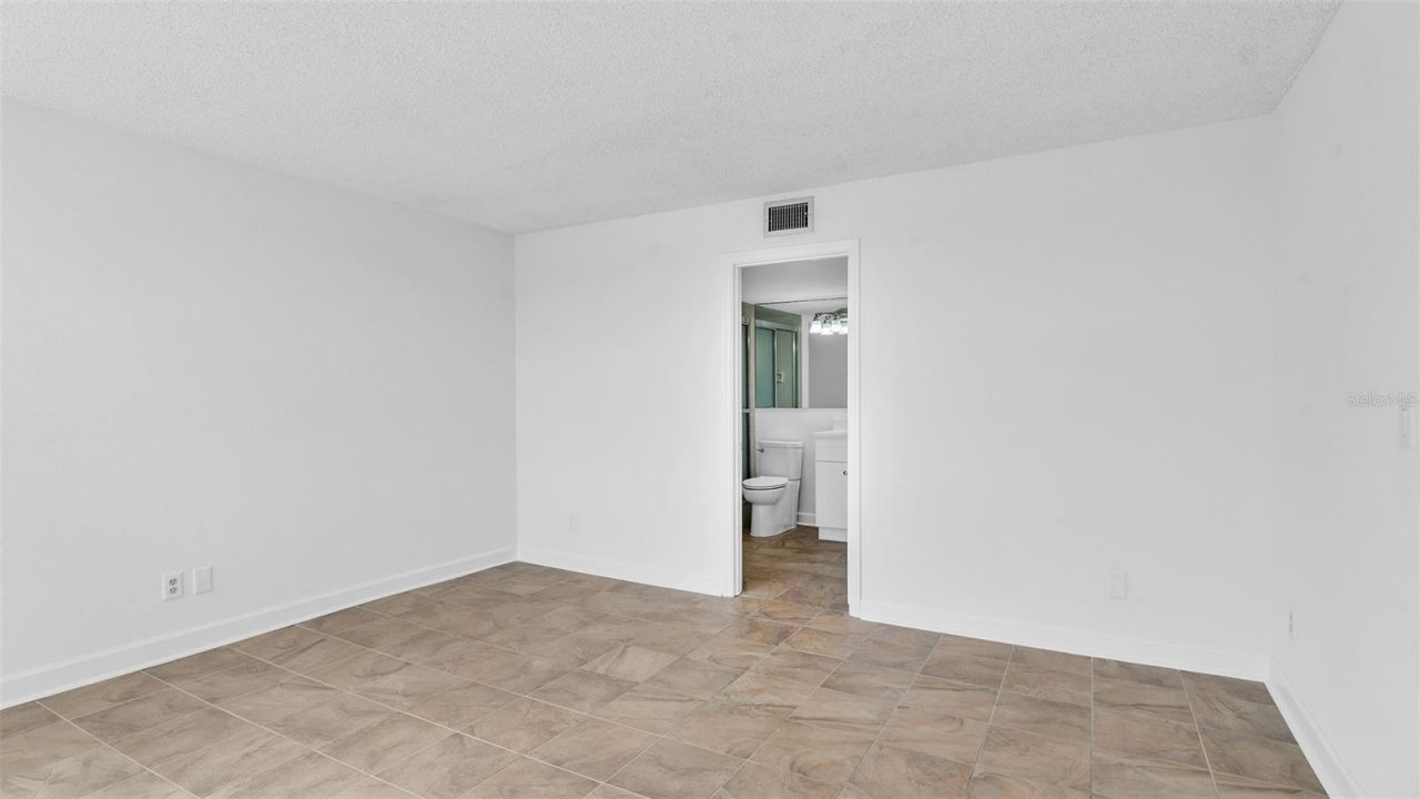 7405 Bay Island Drive S, Unit 121, South Pasadena, FL 33707 Photo