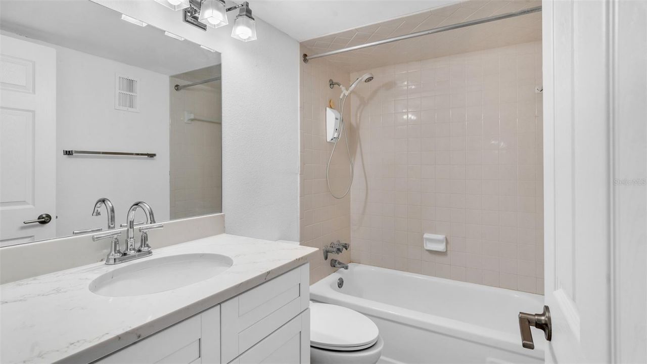 7405 Bay Island Drive S, Unit 121, South Pasadena, FL 33707 Photo