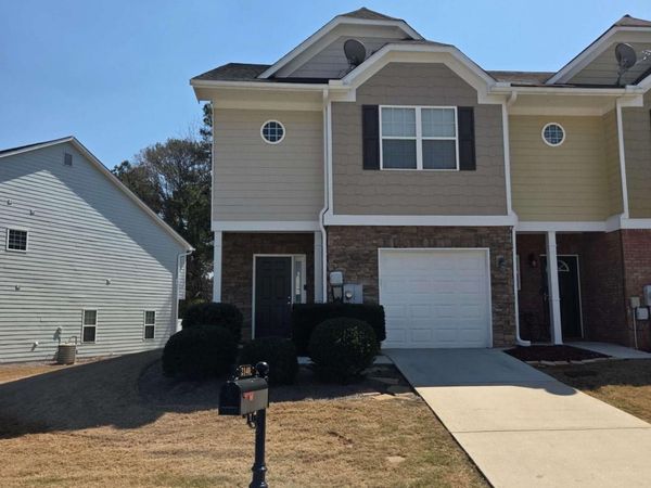2140 Burns View Lane, Lawrenceville, GA 30044