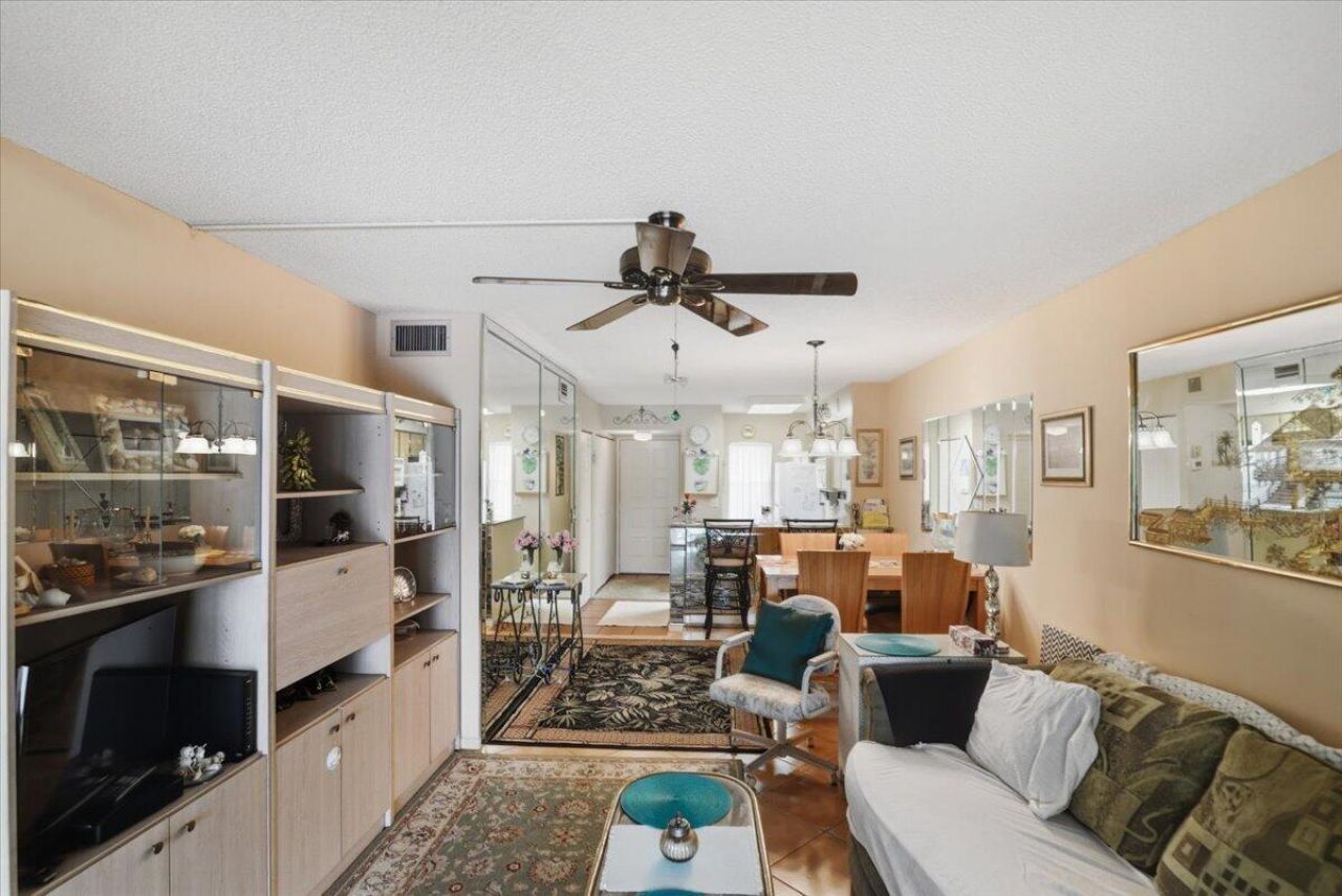 2220 N Cypress Bend Drive, Unit 410, Pompano Beach, FL 33069 Photo