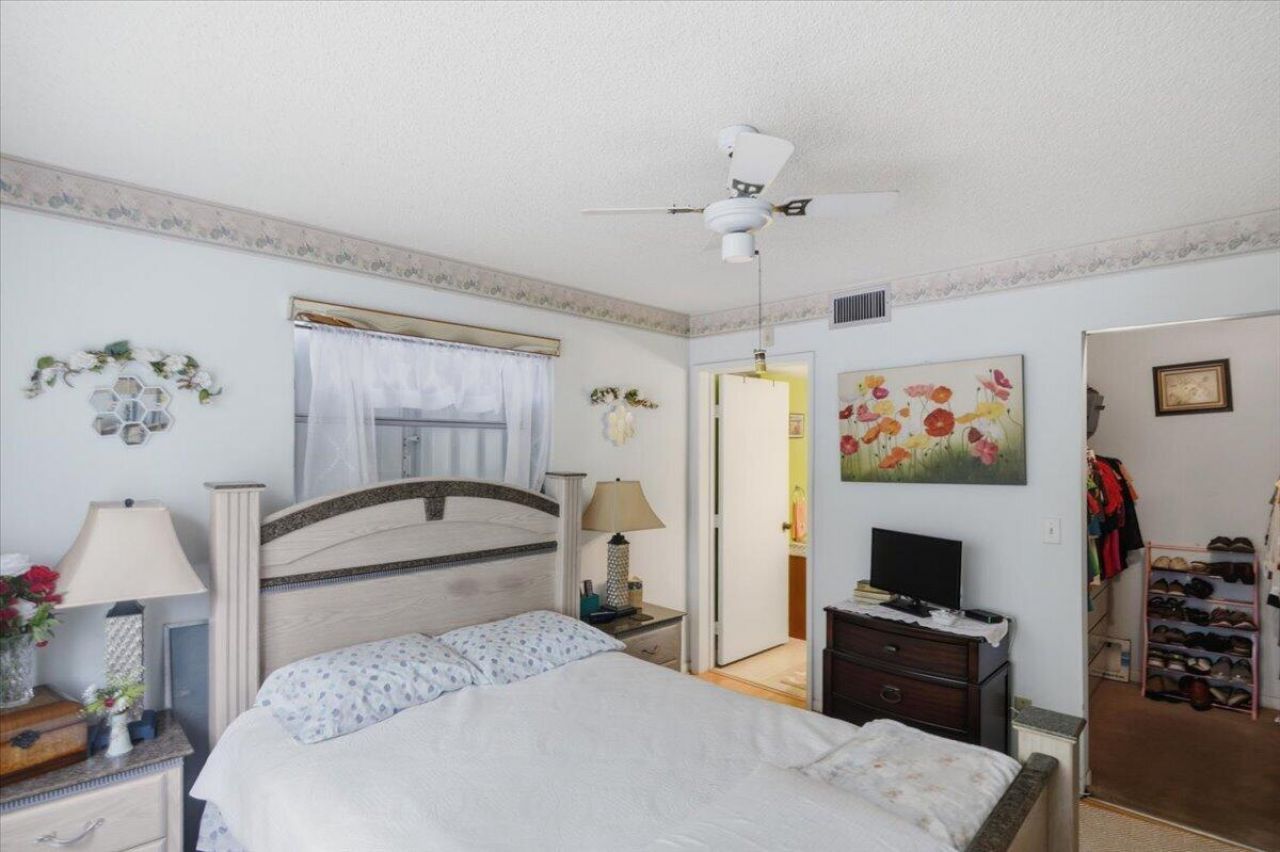 2220 N Cypress Bend Drive, Unit 410, Pompano Beach, FL 33069 Photo