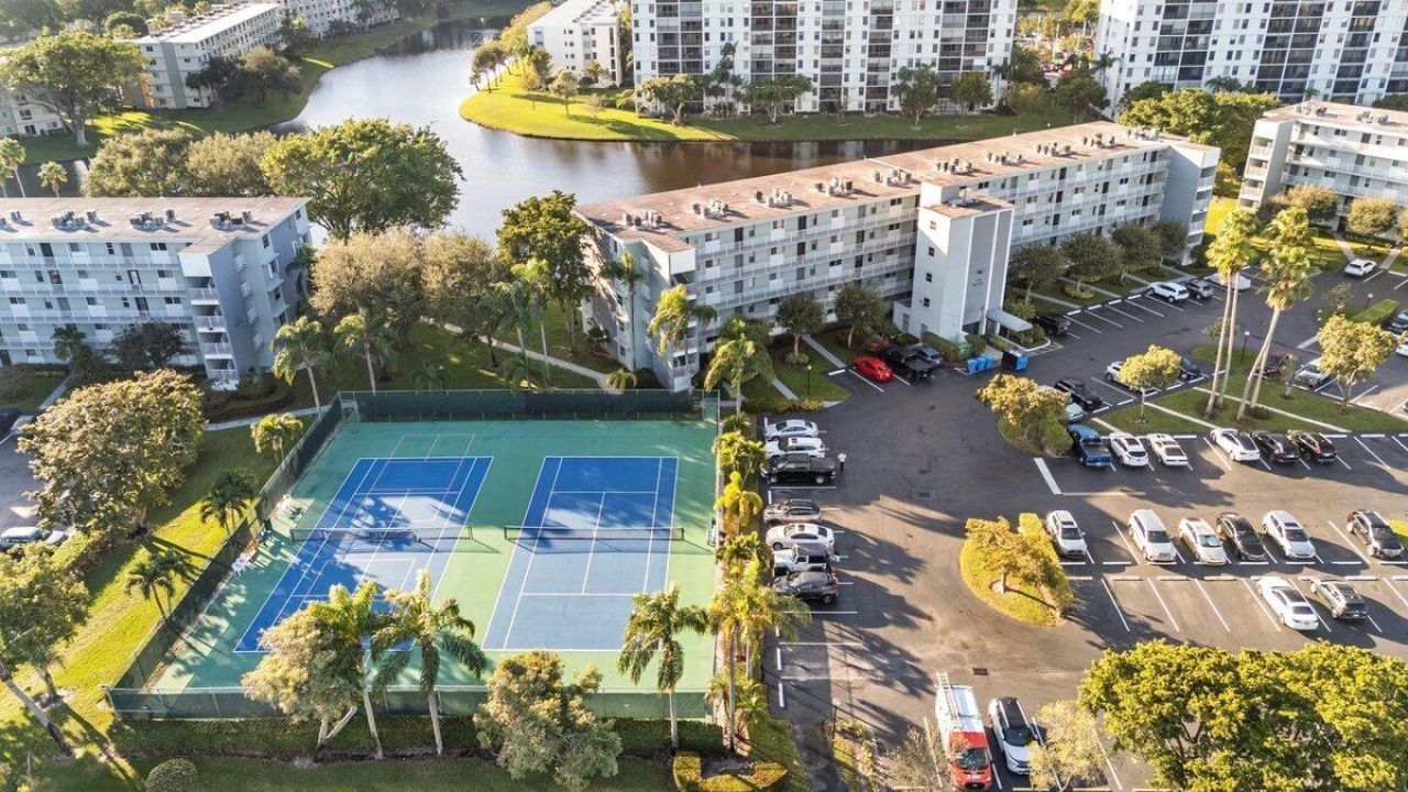 2220 N Cypress Bend Drive, Unit 410, Pompano Beach, FL 33069 Photo