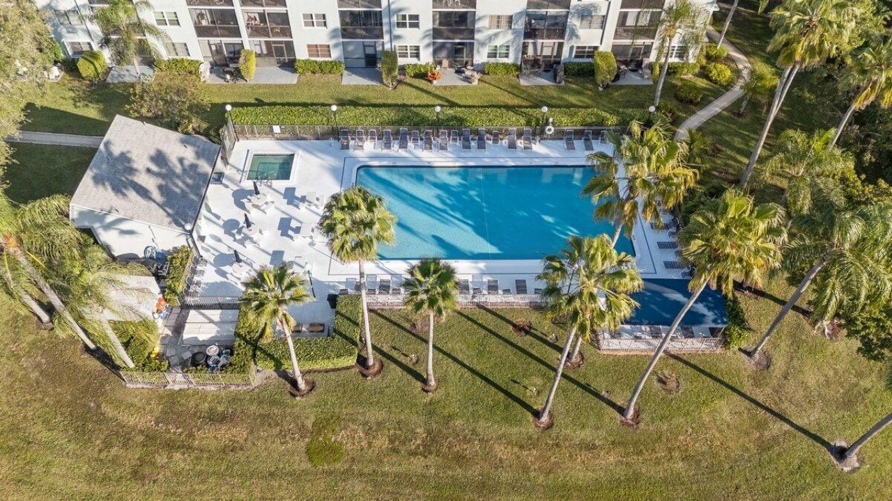 2220 N Cypress Bend Drive, Unit 410, Pompano Beach, FL 33069 Photo