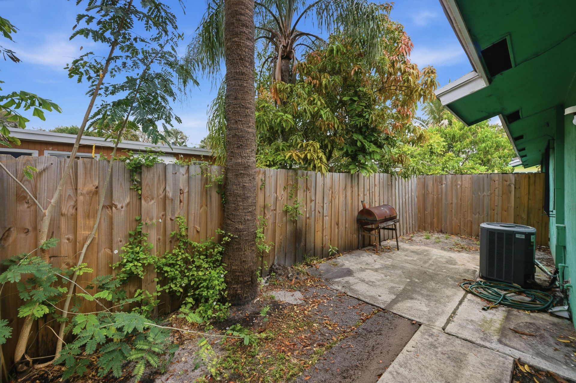 4901 Spruce Avenue, West Palm Beach, FL 33407 Photo