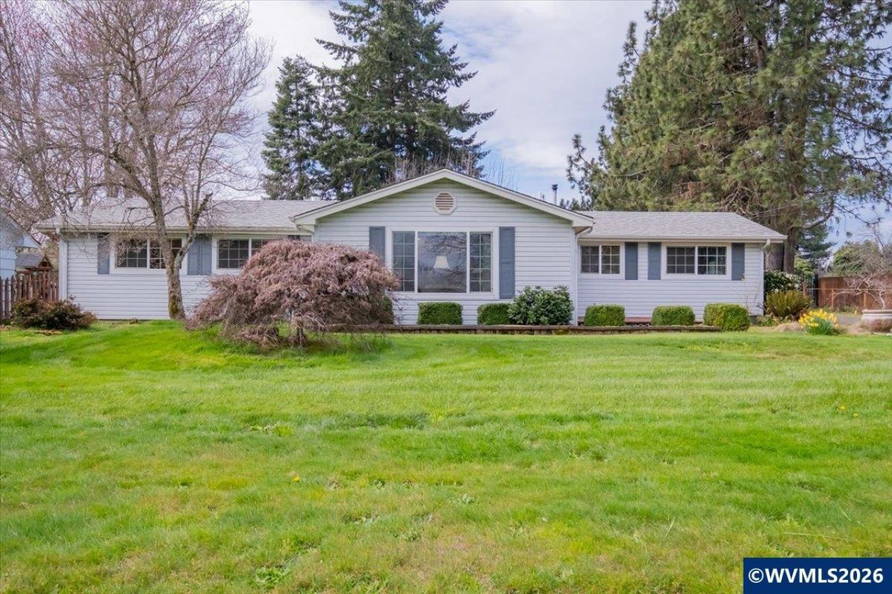 255 SE Hawthorne Av, Dallas, OR 97338 Main Photo