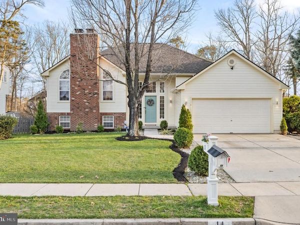 11 FREDERICK, SICKLERVILLE, NJ 08081