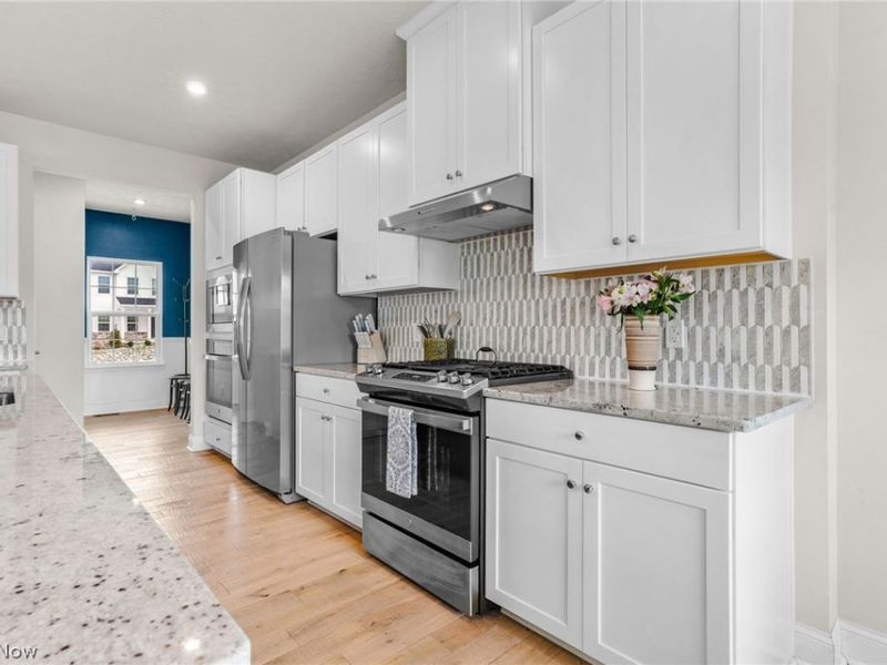 6472 Tollar Court, Medina, OH 44256 Photo 4