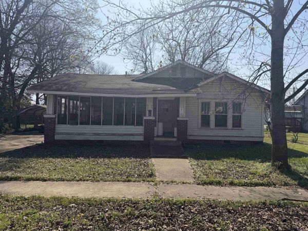 509 SE 2nd Street, Walnut Ridge, AR 72476