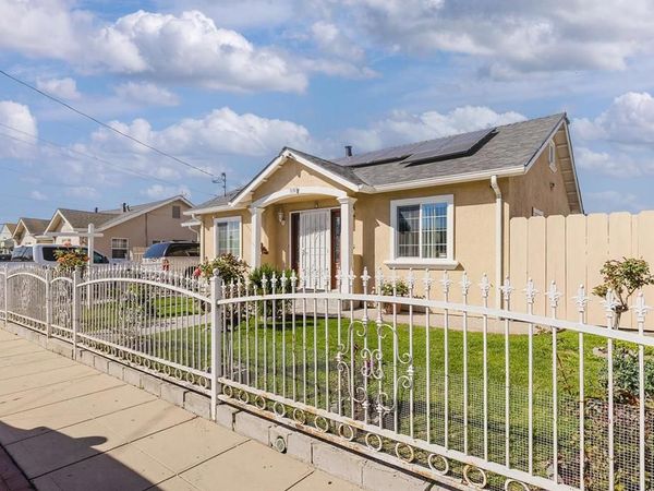 15 Rincon Avenue, Salinas, CA 93905