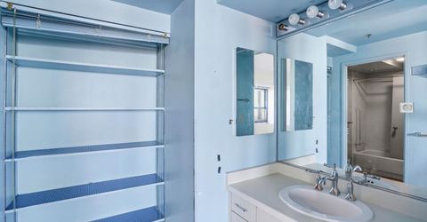 6363 Christie Ave #717, Unit 717, Emeryville, CA 94608 Photo