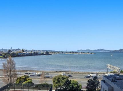 6363 Christie Ave #717, Unit 717, Emeryville, CA 94608 Photo