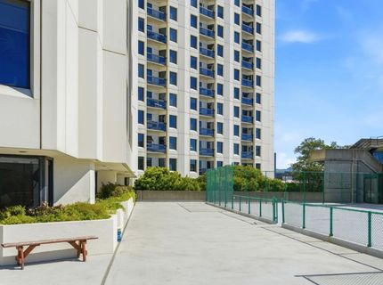 6363 Christie Ave #717, Unit 717, Emeryville, CA 94608 Photo