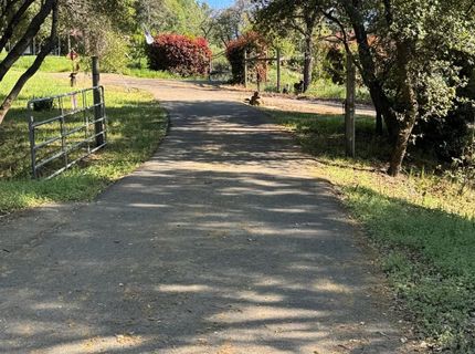 670 Stone House Rd, Auburn, CA 95603 Photo