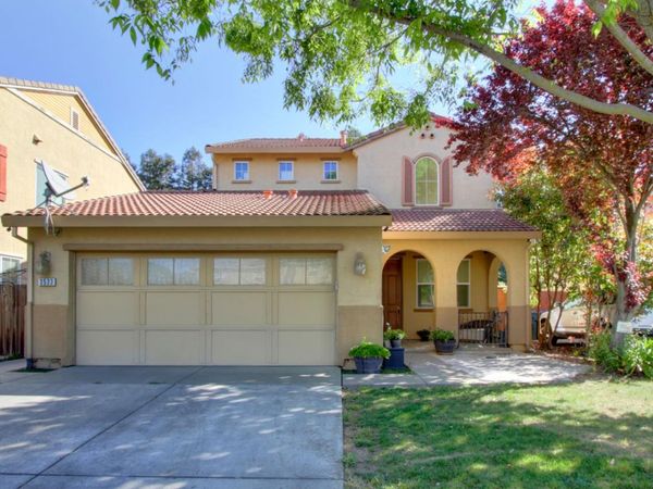 3533 Maddiewood Cir, Sacramento, CA 95827