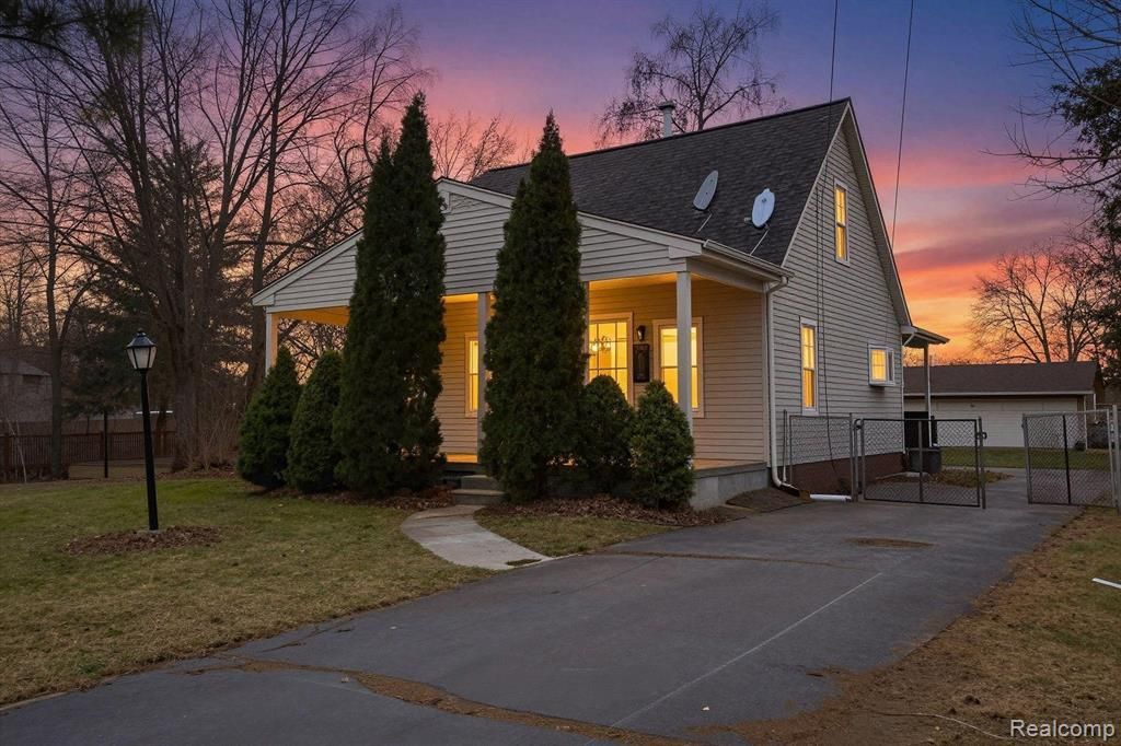 23760 Mary Street, Taylor, MI 48180 Main Photo