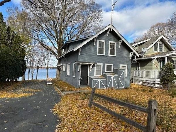 2765 West Road, Wayzata, MN 55391