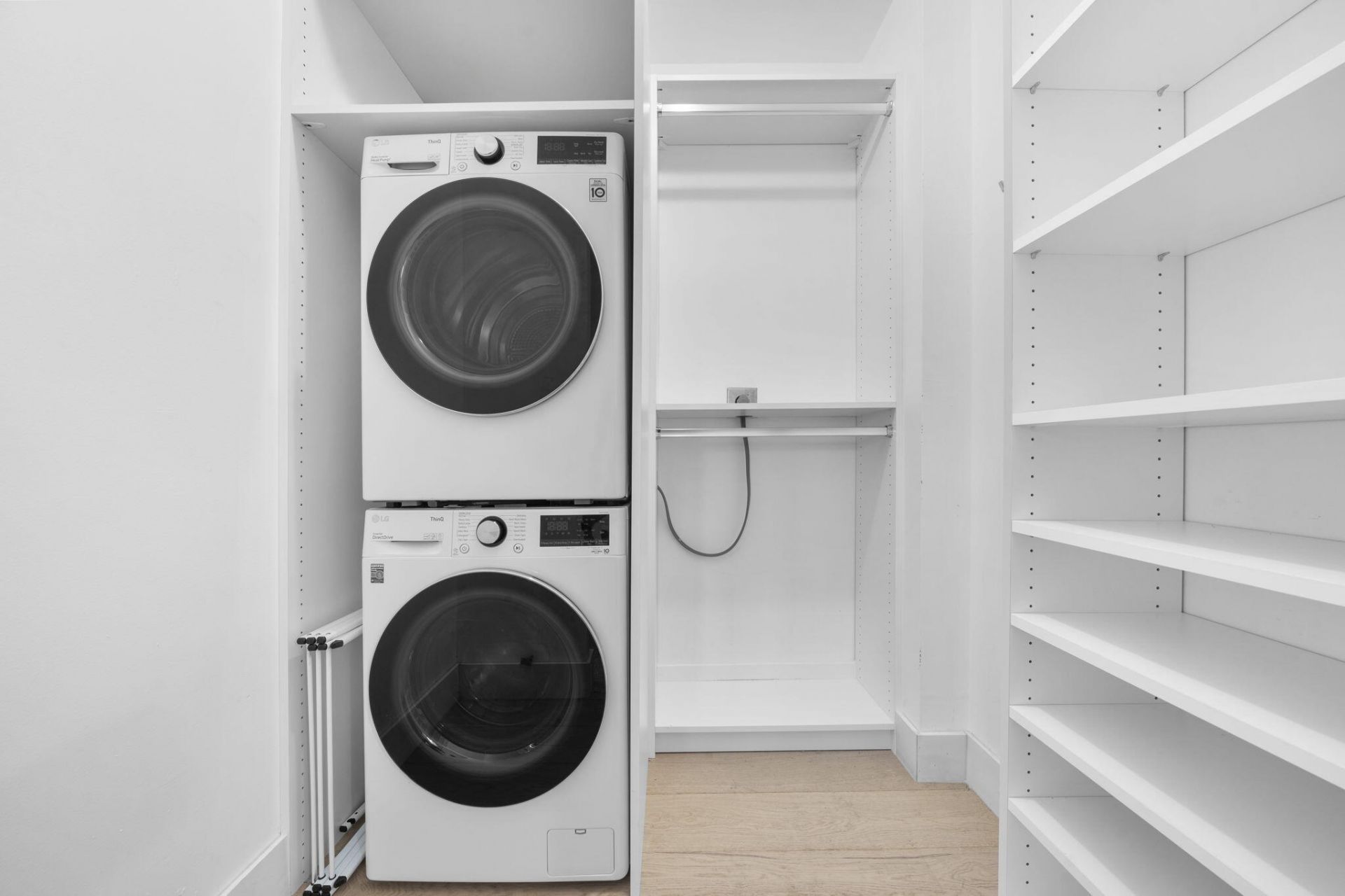 511 Bayshore Drive, Unit 905, Fort Lauderdale, FL 33304 Photo