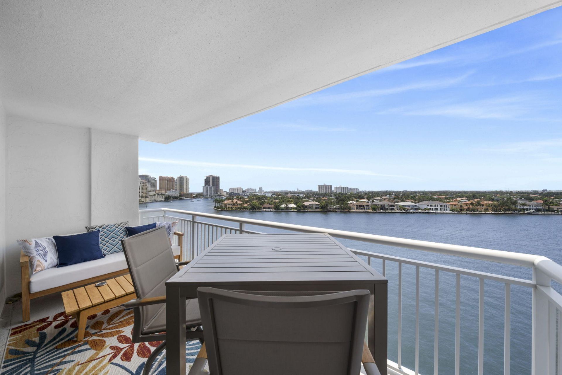 511 Bayshore Drive, Unit 905, Fort Lauderdale, FL 33304 Photo