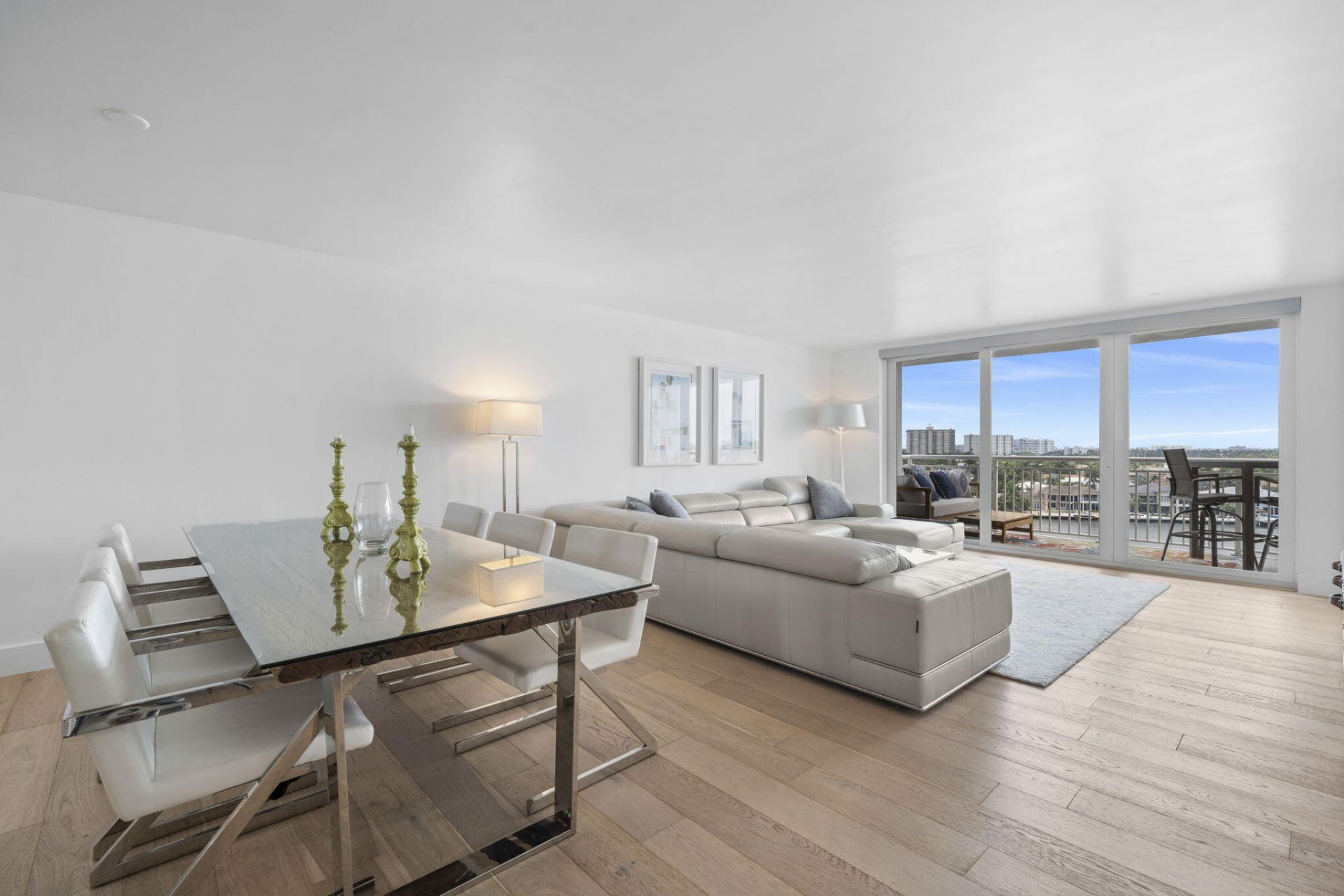 511 Bayshore Drive, Unit 905, Fort Lauderdale, FL 33304 Photo