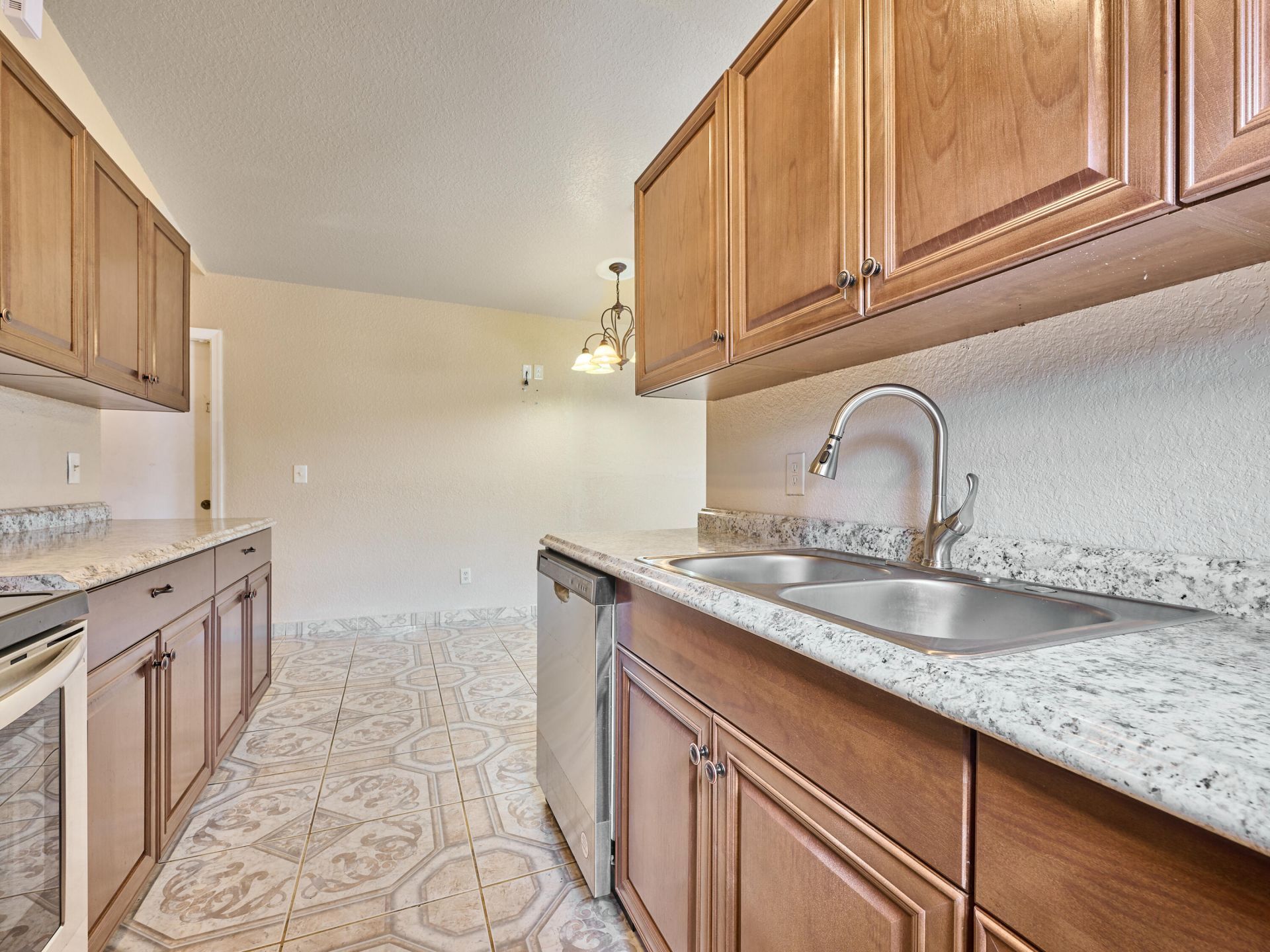 556 E Ridge Cir Circle N, Boynton Beach, FL 33435 Photo