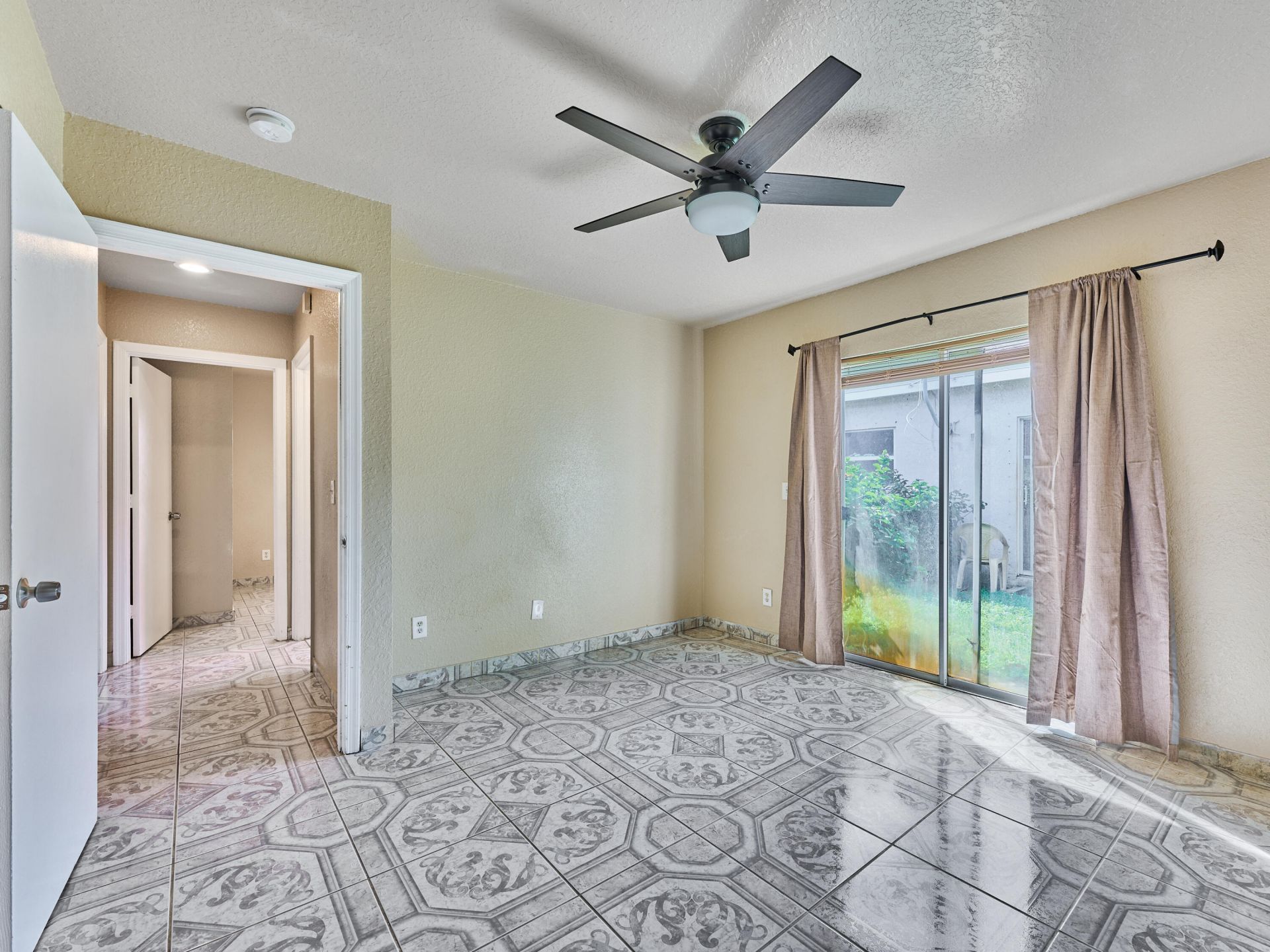 556 E Ridge Cir Circle N, Boynton Beach, FL 33435 Photo