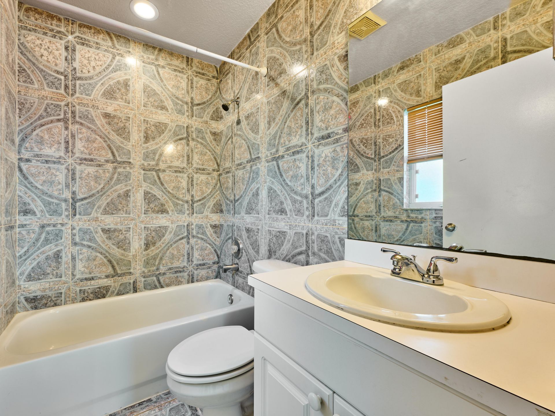 556 E Ridge Cir Circle N, Boynton Beach, FL 33435 Photo