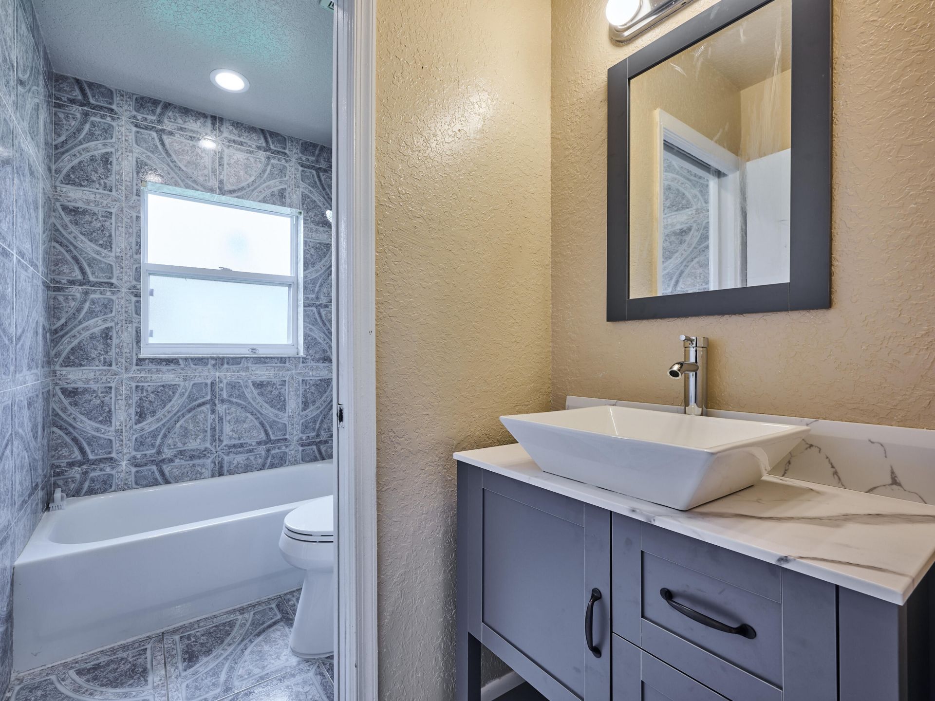 556 E Ridge Cir Circle N, Boynton Beach, FL 33435 Photo