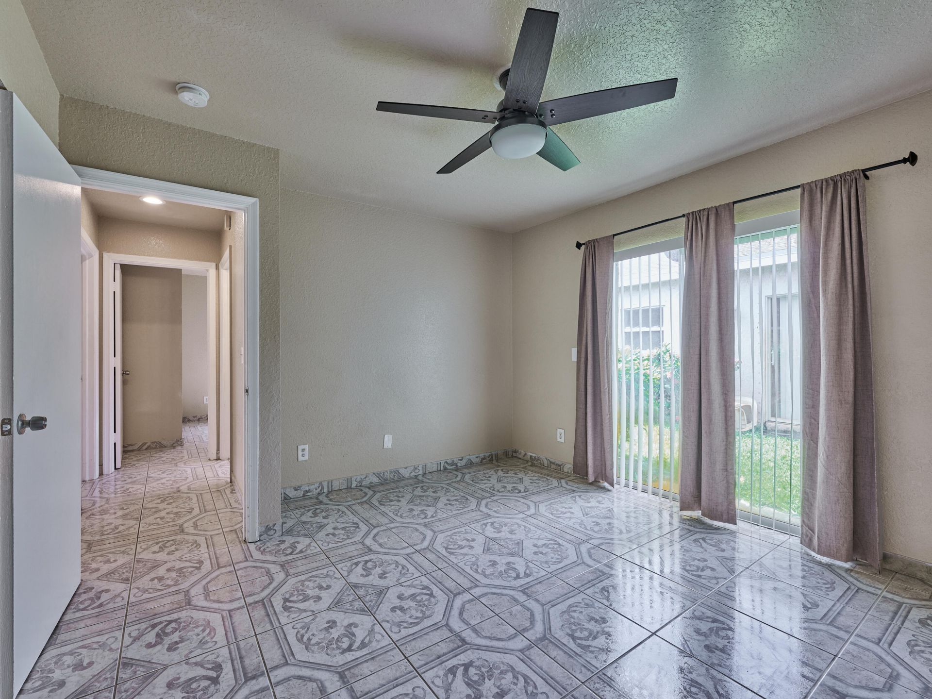 556 E Ridge Cir Circle N, Boynton Beach, FL 33435 Photo