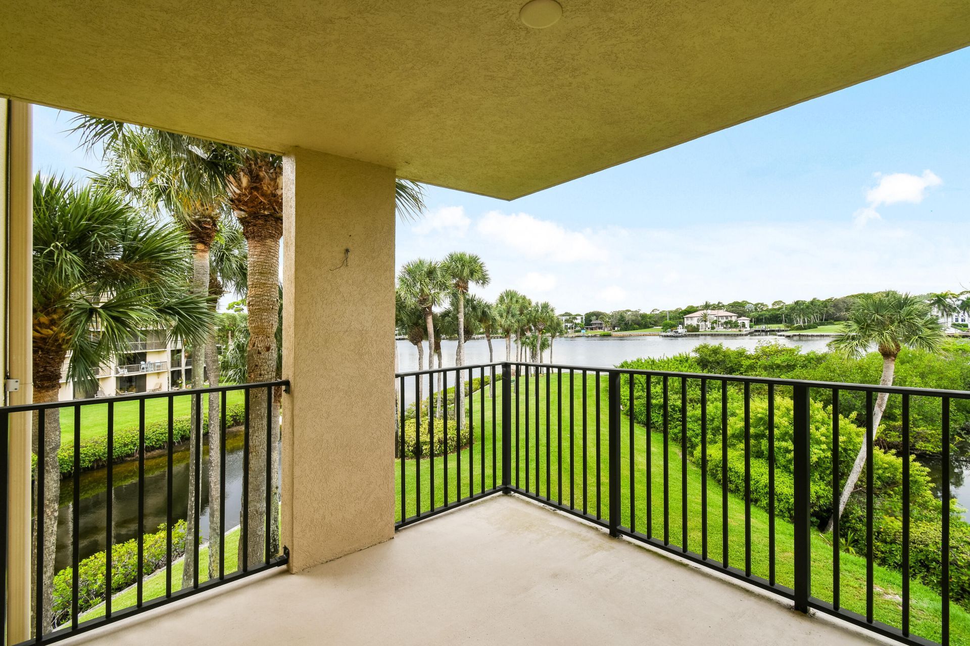 1701 Marina Isle Way, Unit 301, Jupiter, FL 33477 Photo