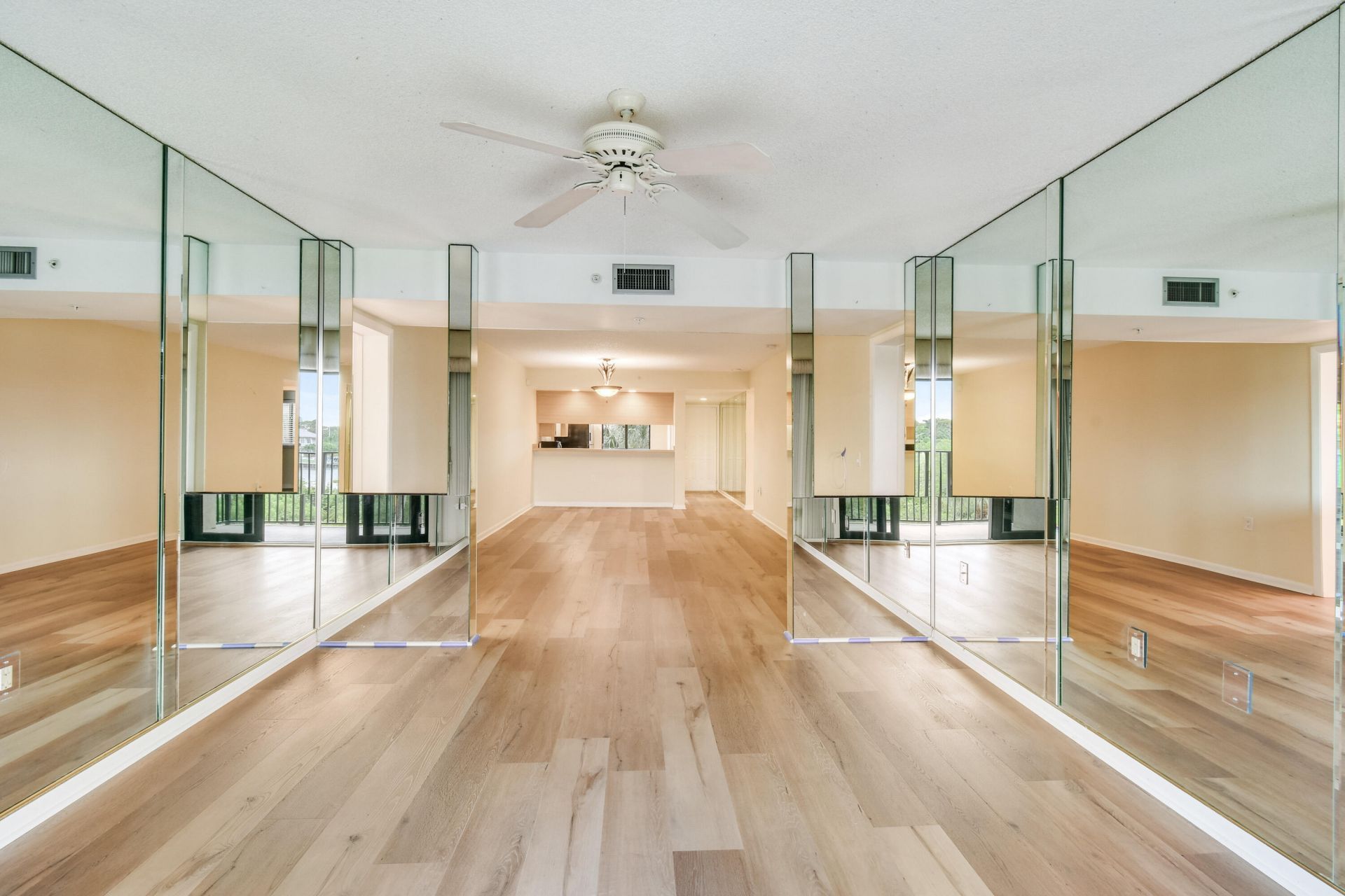 1701 Marina Isle Way, Unit 301, Jupiter, FL 33477 Photo