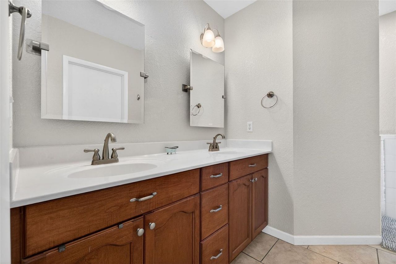 169 27th Avenue N, Saint Petersburg, FL 33704 Photo