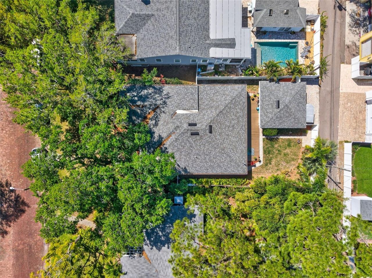 169 27th Avenue N, Saint Petersburg, FL 33704 Photo