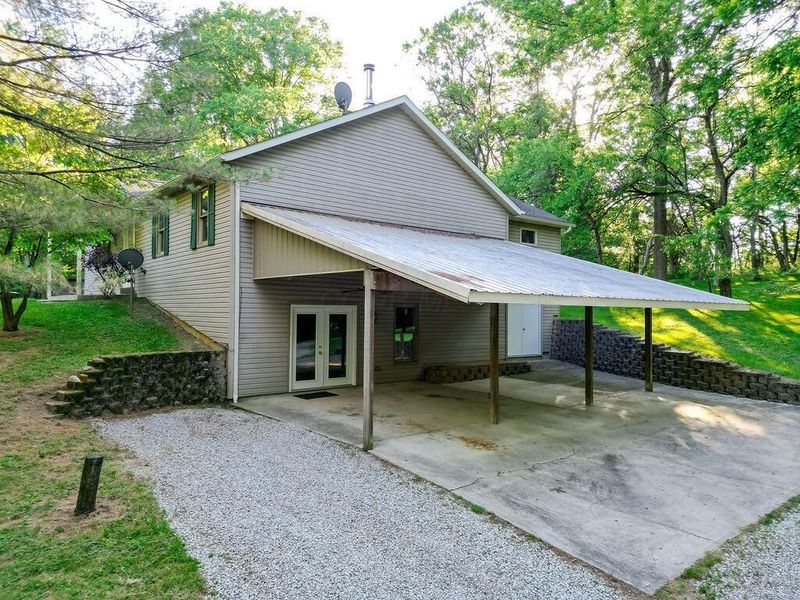 7664 Denunes Road, Johnstown, OH 43031 Photo 3