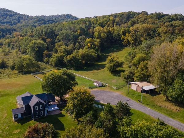 N6754 McCurdy Pl, Onalaska, WI 54636