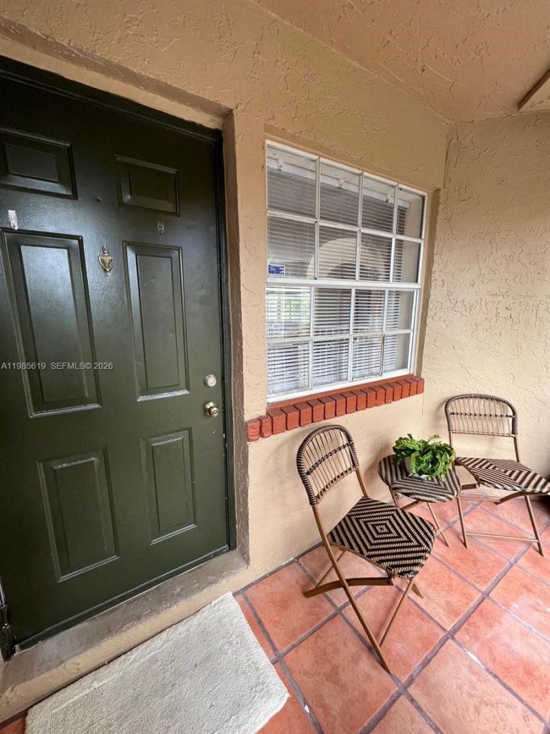 8657 SW 5th St, Unit 205, Pembroke Pines, FL 33025 Photo