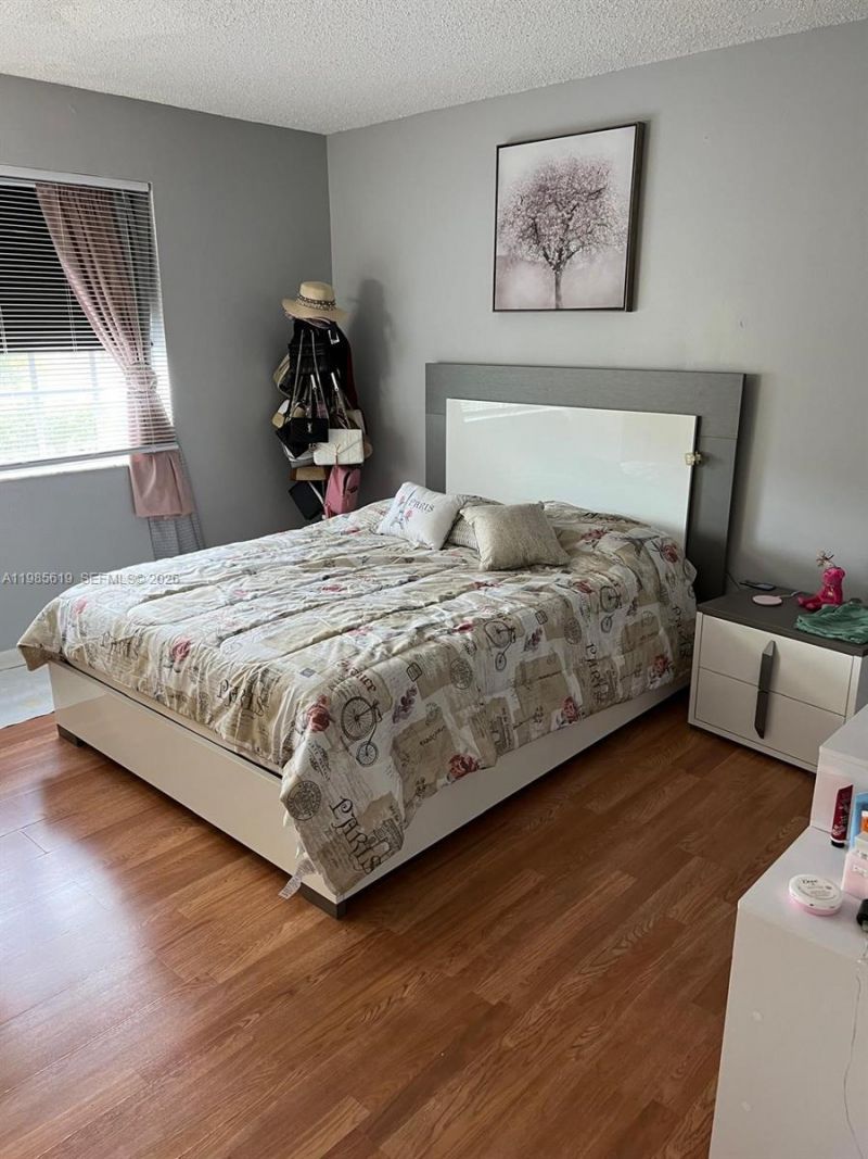 8657 SW 5th St , Unit 205, Pembroke Pines, FL 33025 Photo