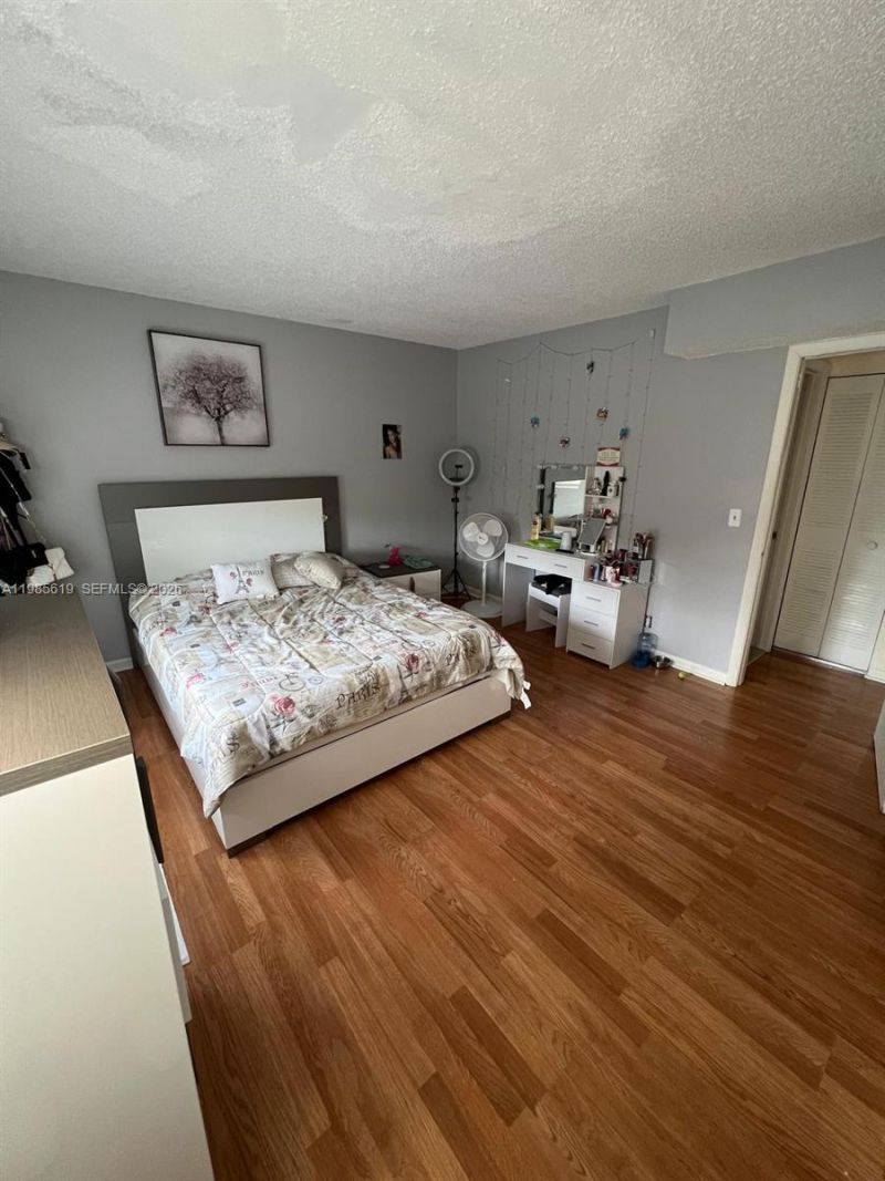 8657 SW 5th St , Unit 205, Pembroke Pines, FL 33025 Photo