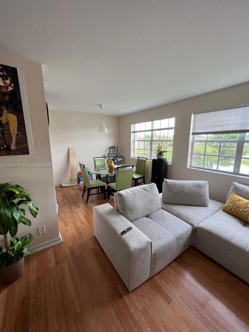 8657 SW 5th St , Unit 205, Pembroke Pines, FL 33025 Photo