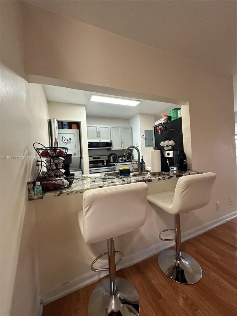 8657 SW 5th St , Unit 205, Pembroke Pines, FL 33025 Photo