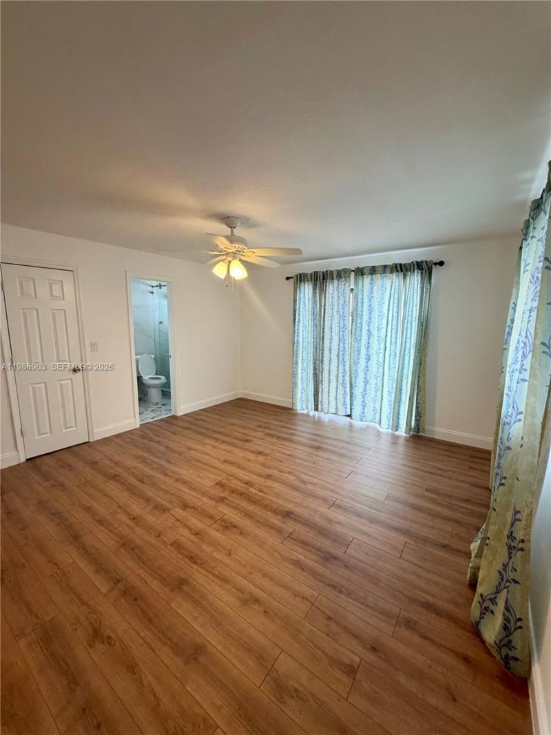 11201 NE 3rd Ave, Miami, FL 33161 Photo