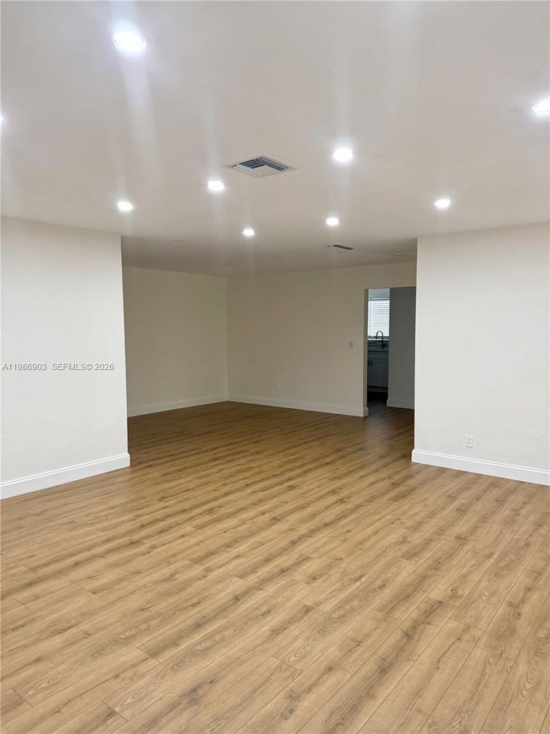 11201 NE 3rd Ave, Miami, FL 33161 Photo