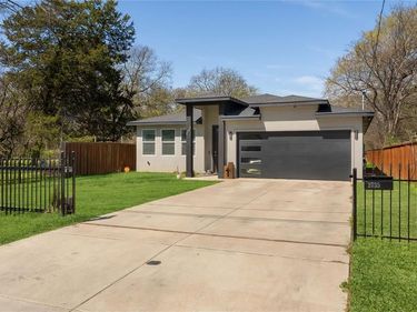 2735 Prosperity Avenue, Dallas, TX 75216