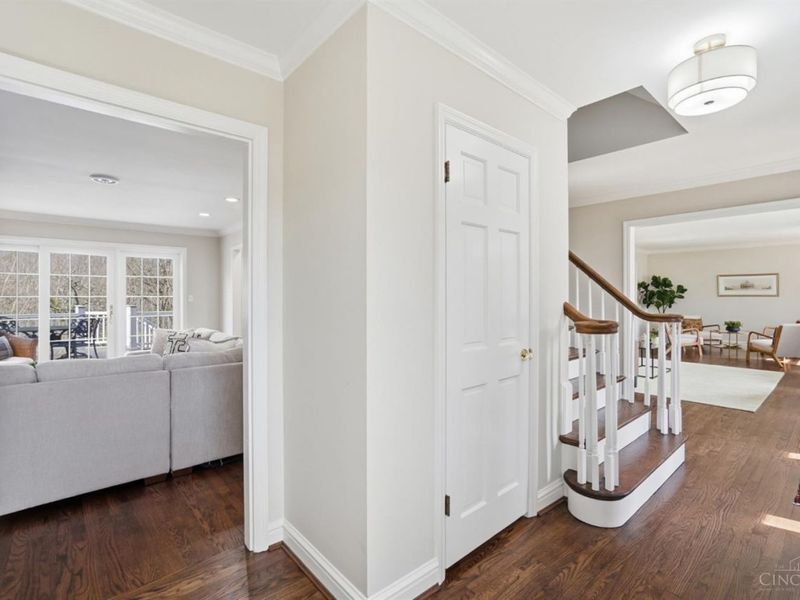 2880 Alpine Terrace, Cincinnati, OH 45208 Photo 19