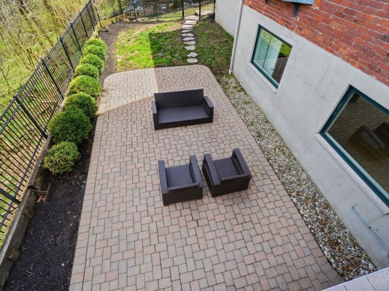 2880 Alpine Terrace, Cincinnati, OH 45208 Photo 39