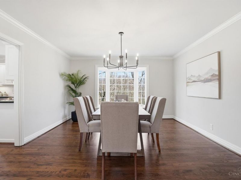 2880 Alpine Terrace, Cincinnati, OH 45208 Photo 9